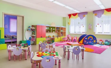 В Казахстане в два раза уменьшилась очередь в детские сады