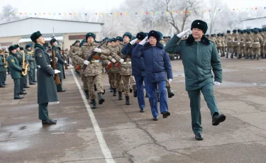 В Алматы новобранцы присягнули на верность Родине