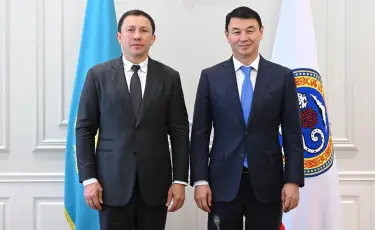 Дархан Сатыбалды мен Геннадий Головкиннің жұмыс кездесуі өтті