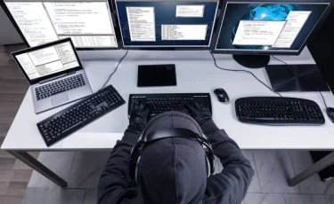 «Угроза национальной безопасности»: Президент призвал усилить борьбу с мошенничеством в стране