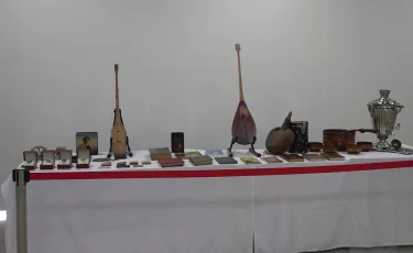 Жамбыл Жабаев -180: Алматыда ашылған көрмеге ақынның қолжазбалары қойылды