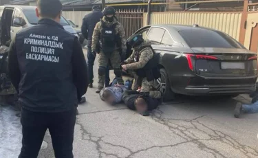 Новогодняя кража в Алматы: техника и деньги были похищены из квартиры в праздничную ночь