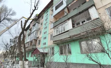 Орындалмаған уәде: Жаңа жыл түні үйі өртенген тұрғындар әлі қонақүйді паналап жүр