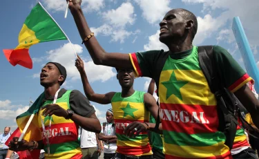 Сенегал Марокконы жеңіп, жанжалға толы финалда Африка кубогын ұтып алды