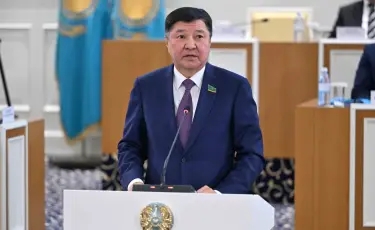Интернеттегі алаяқтыққа қарсы конституциялық кепілдік керек – Жақып Асанов