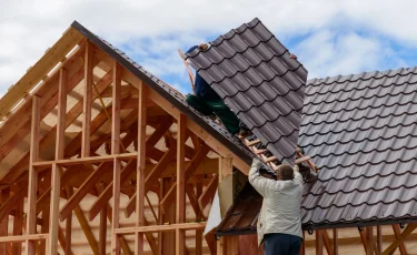 Как утеплить дом правильно: три главных шага для сохранения тепла