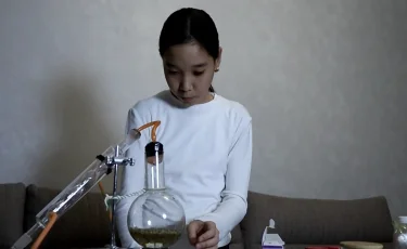 Юная павлодарка разрабатывает авторские парфюмерные композиции