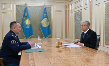 Президент Қорғаныс министріне әскери және құқықтық тәртіпті күшейту жөнінде нақты міндеттер жүктеді
