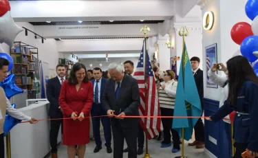 В Алматы на базе городской библиотеки открылся новый культурно-образовательный центр