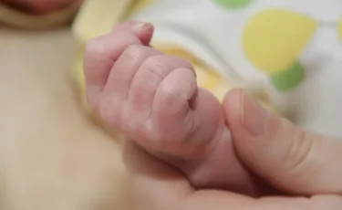 Атырауда салмағы 5,8 келі болатын алып сәби дүниеге келді