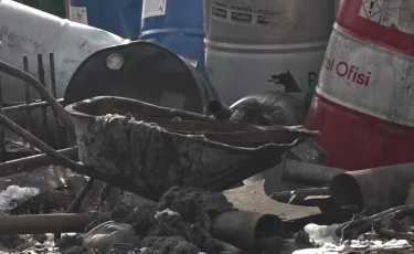 Не продохнуть: жители села в Алматинской области жалуются на едкий запах от завода