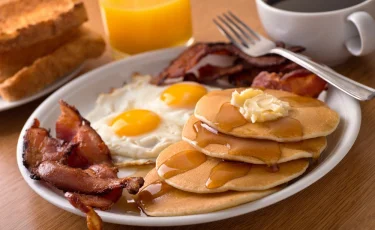 Правда о лишнем весе: что произойдет, если отказаться от завтрака