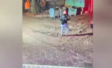 Под видом игрока: в Астане во время матча обокрали футболиста