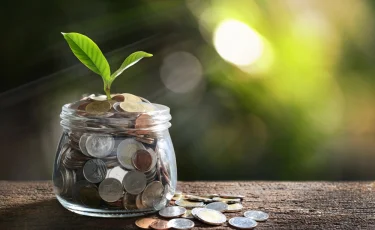 Придут, откуда не ждали: какие знаки Зодиака в январе неожиданно получат деньги