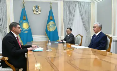 Глава государства встретился с депутатом Мажилиса Парламента Сергеем Пономаревым