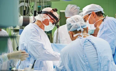 Жизнь после трансплантации: в алматинском кардиоцентре впервые провели пересадку сердца