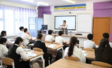 В Алматы школьникам рассказали о рисках наркотиков и лудомании