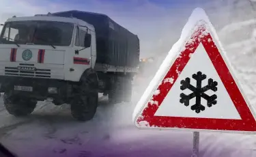 Қолайсыз ауа райы: елімізде 2 өңірде көлік қозғалысы шектелді