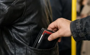 Қарағандыда автобуста әмиян ұрлаған күдікті ұсталды