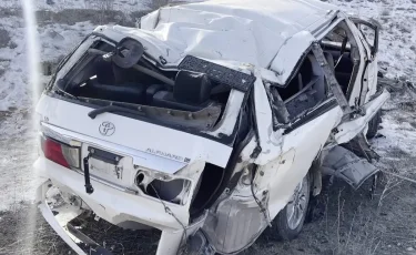 Не справился с управлением: на трассе Алматы-Бишкек погибли иностранные студенты