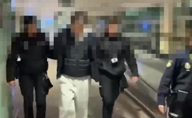 Халықаралық іздеуде болған кеден қызметкері Испаниядан елге жеткізілді