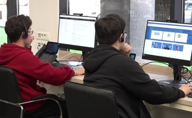 Жаппай ЖИ-сауаттылығын қалыптастыру: Қазақстанда қандай жобалар жүзеге асырылып жатыр