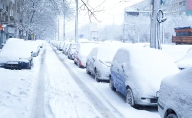 Погодный апокалипсис в Европе: дороги заблокированы, рейсы отменены