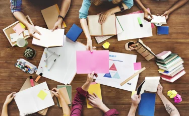 Чему учиться в 2026 году: топ курсов для саморазвития и хобби в Казахстане