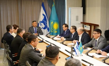 Пленум Национального совета Демократической партии «Ак жол» поддержал проект Новой Конституции