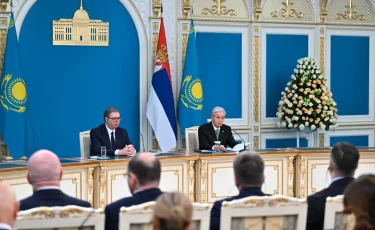 Касым-Жомарт Токаев и Александр Вучич провели брифинг для представителей СМИ