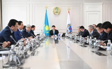 В Алматы обсудили конституционную реформу с активом города