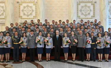 Глава государства вручил награды победителям международного турнира UAE SWAT Challenge-2026