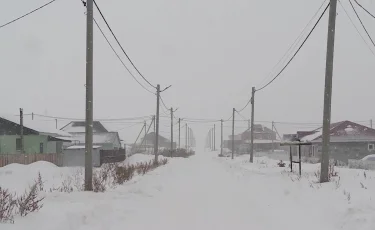 Свет на грани: Восточный Казахстан застрял в эпохе изношенных проводов
