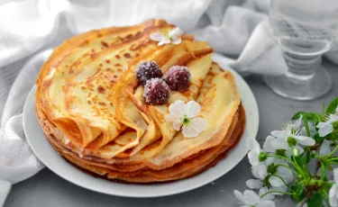 Масленица - 2026: диетолог назвала безопасную порцию блинов