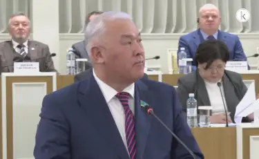 99% казахстанцев поддерживают проект новой Конституции - депутат