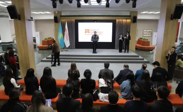 Студенттер қауымдастығы жаңа Конституцияны қолдады