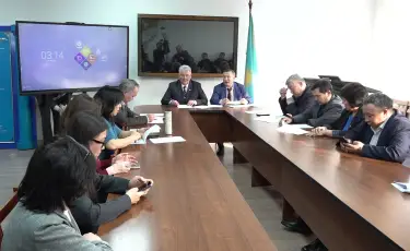 Конституциялық реформа - Ұлы Дала мемлекеттілігінің жаңа белесі: Алматыда дөңгелек үстел өтті