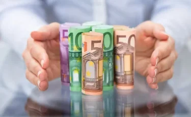 Курс валют в обменниках Алматы и Астаны 5 февраля