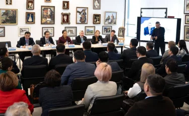 Жаңа Конституция жобасының негізгі ережелері мен жастардың рөлі талқыланды