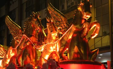 Счет на часы: когда наступит год Огненной Лошади