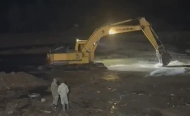 Шымкентте желтоқсанда пайдалануға берілген Бадам өзеніндегі бөгет қирады