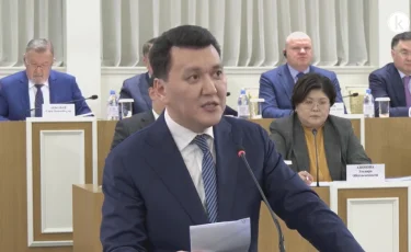 Разница колоссальная — Ерлан Карин о различиях между действующей Конституцией и новым Основным законом