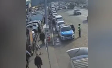 Полиция алматылық жаяу жүргіншілерді жол қозғалысы ережелерін сақтауға шақырады