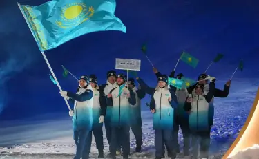 Казахстанские спортсмены вышли на церемонию открытия зимних Олимпийских игр