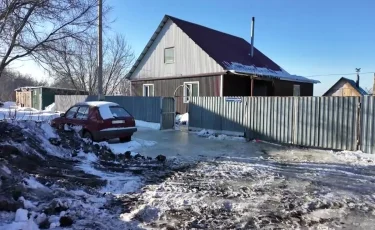 Грязные стоки топят частный сектор в Петропавловске