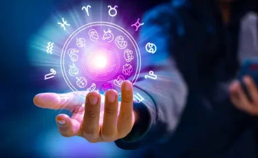 Грядут неожиданные признания: гороскоп на 14 февраля для всех знаков Зодиака