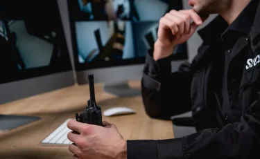 Депутат предложил нанимать профессиональную охрану в школы и детсады