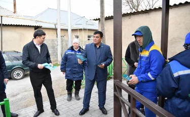 В Шымкенте прошла акция «От двери к двери»