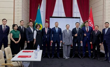 ҚХП алаңында жаңа Конституция жобасы бойынша пікірталас өтті