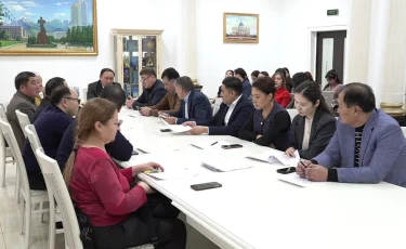 Проект новой Конституции: журналисты обсудили языковые вопросы, свободу слова и темы религии